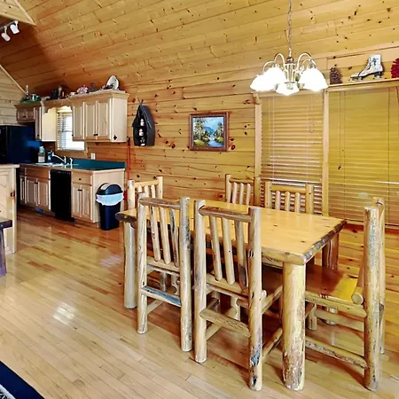 Running Bear Villa Gatlinburg Exterior photo